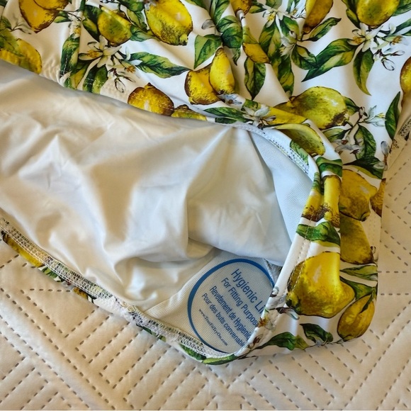 Niptuck Joanne Twist Front One Piece Swimsuit Suit Size 12 Lemon Print - Picture 9 of 13